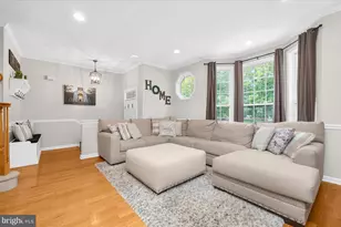 45 Cummington Ln, Flemington, NJ 08822 - Photo 3