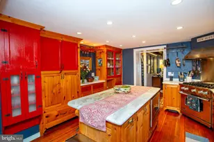 8 Canal St, Lambertville, NJ 08530 - Photo 19