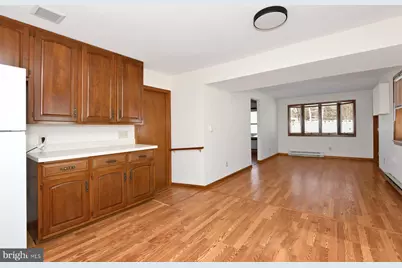 35 Carl Sandburg Drive, Hamilton Township, NJ 08690 - Photo 19