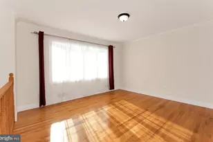 35 Carl Sandburg Dr, Hamilton Township, NJ 08690 - Photo 9