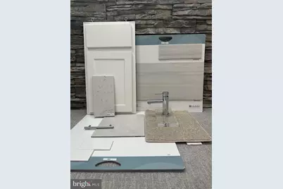 33 Kay Chiarello Way, Hamilton Township, NJ 08690 - Photo 5