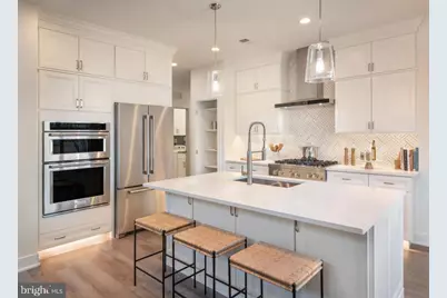 19 Holtz Way, West Windsor Township, NJ 08550 - Photo 1