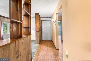 21 Berg Ave, Hamilton Township, NJ 08610 - Photo 5