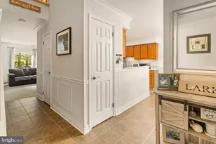 82 Beacon Pl, Robbinsville Township, NJ 08691 - Photo 5