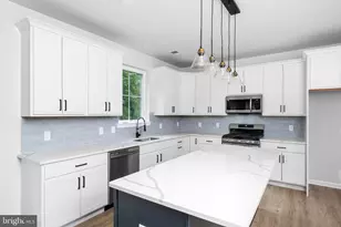 4913 S Broad St, Hamilton Township, NJ 08620 - Photo 9