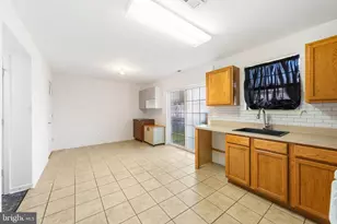 94 Passaic St, Trenton, NJ 08618 - Photo 11