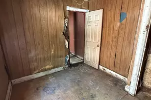 639 N Willow St, Trenton, NJ 08618 - Photo 17