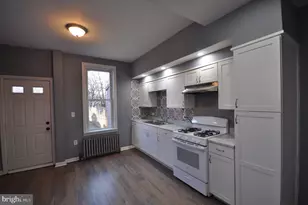 27 Tyler St, Trenton, NJ 08609 - Photo 7