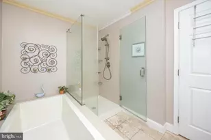 220 Ivanhoe Dr, Robbinsville, NJ 08691 - Photo 19