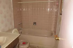 203 Canterbury Ct, Hightstown, NJ 08520 - Photo 9