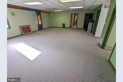 16 Reeves Avenue, Hamilton Township, NJ 08610 - Photo 5