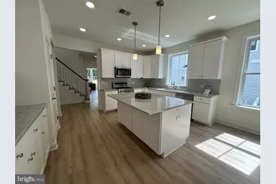 52 Kay Chiarello Way, Hamilton Township, NJ 08690 - Photo 3