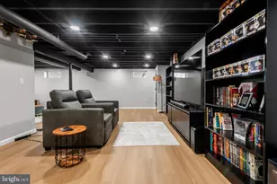 6 Hillsdale, Lawrence Township, NJ 08648 - Photo 29