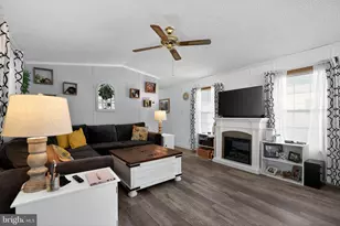 4 South Dr, East Windsor Township, NJ 08520 - Photo 13