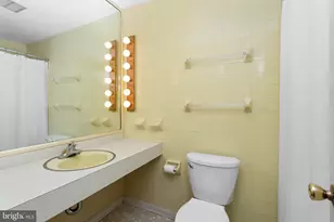 1 Hawk Dr, Princeton Junction, NJ 08550 - Photo 29