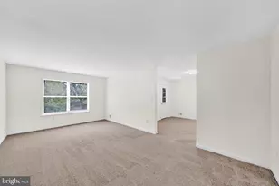 6 Holiday Ct, Ewing Township, NJ 08628 - Photo 7