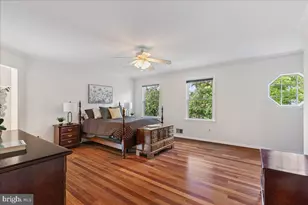 32 W Kincaid Dr, West Windsor Township, NJ 08550 - Photo 17