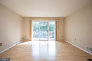 15 Versailles Ct, Hamilton Township, NJ 08619 - Photo 9