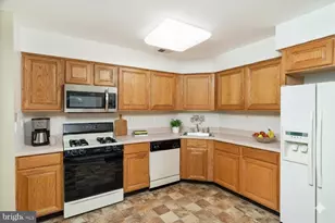 120 Kingston Blvd, Hamilton Township, NJ 08690 - Photo 11