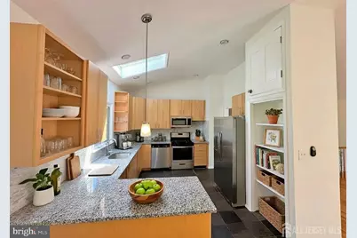 12 Ziff La, West Windsor Township, NJ 08550 - Photo 5