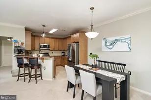 325 Masterson Ct, Ewing Township, NJ 08618 - Photo 11