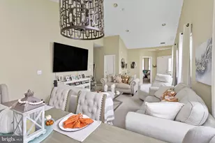 151 Meadowlark Dr, Hamilton Township, NJ 08690 - Photo 5