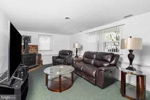 30 Chelmsford, Ewing Township, NJ 08618 - Photo 23