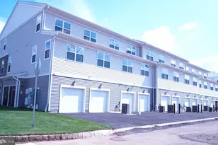 161 Stoutsburg Blvd, Pennington, NJ 08534 - Photo 3