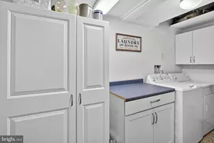 18 Monroe Dr, Hamilton Township, NJ 08619 - Photo 13
