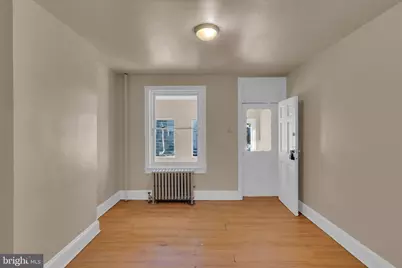 410 Stuyvesant Avenue, Trenton, NJ 08618 - Photo 5