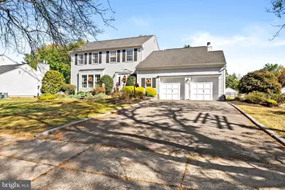 21 Village Drive W, Hamilton Township, NJ 08620 - Photo 1