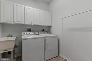 8 Dove Ct, Hamilton Township, NJ 08690 - Photo 25