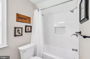 138 Abernethy Dr, Trenton, NJ 08618 - Photo 17