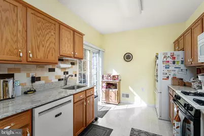229 Meadowlark Drive, Hamilton Township, NJ 08690 - Photo 9