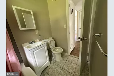 1075 Fireside Avenue, Trenton, NJ 08618 - Photo 5