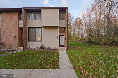 158 Henderson Place, Hightstown, NJ 08520 - Photo 1