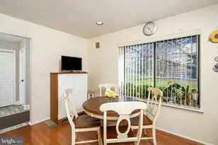 619 Edison Dr, Hightstown, NJ 08520 - Photo 11