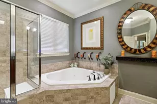 33 Sedona Blvd, Hamilton Township, NJ 08691 - Photo 35