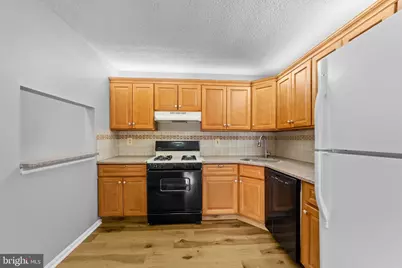 21 Kite Court, Lawrenceville, NJ 08648 - Photo 9