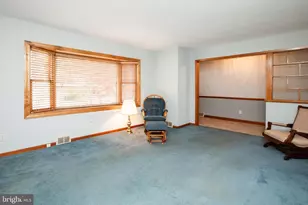 165 Berwyn Pl, Lawrenceville, NJ 08648 - Photo 5