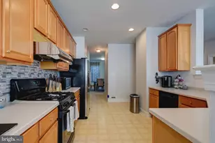 1113 Lake Dr, Robbinsville, NJ 08691 - Photo 13