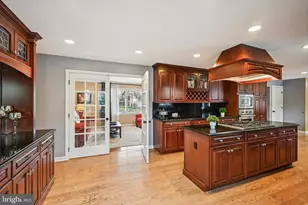 10 Wolfpack Ct, Hamilton Township, NJ 08619 - Photo 11