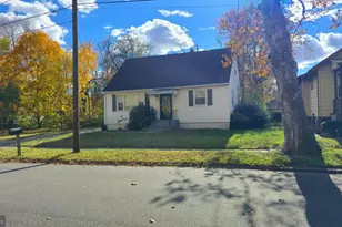 529 Hunt Ave, Hamilton Township, NJ 08610 - Photo 3