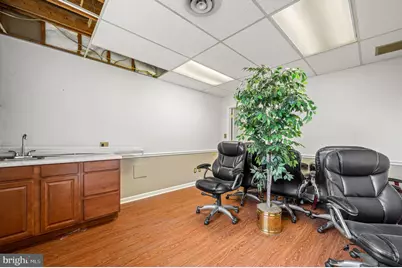 2561 Yardville Hamilton Square Road, Trenton, NJ 08690 - Photo 15