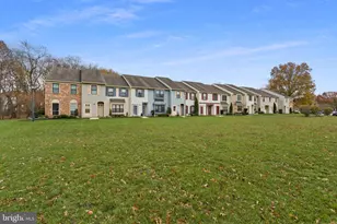 139 Wyndham Pl, Robbinsville, NJ 08691 - Photo 3