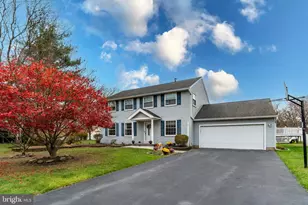 7 Pinehurst Ct, Hamilton Township, NJ 08690 - Photo 1