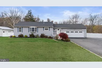 332 Gordon Road, Robbinsville, NJ 08691 - Photo 3