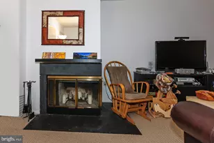 2 Stout Ct, Lawrence Township, NJ 08648 - Photo 5