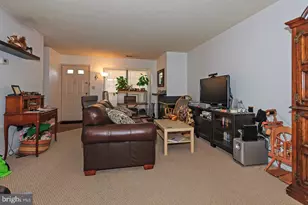 2 Stout Ct, Lawrence Township, NJ 08648 - Photo 3