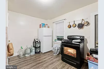 318 Gardner Avenue, Trenton, NJ 08618 - Photo 9
